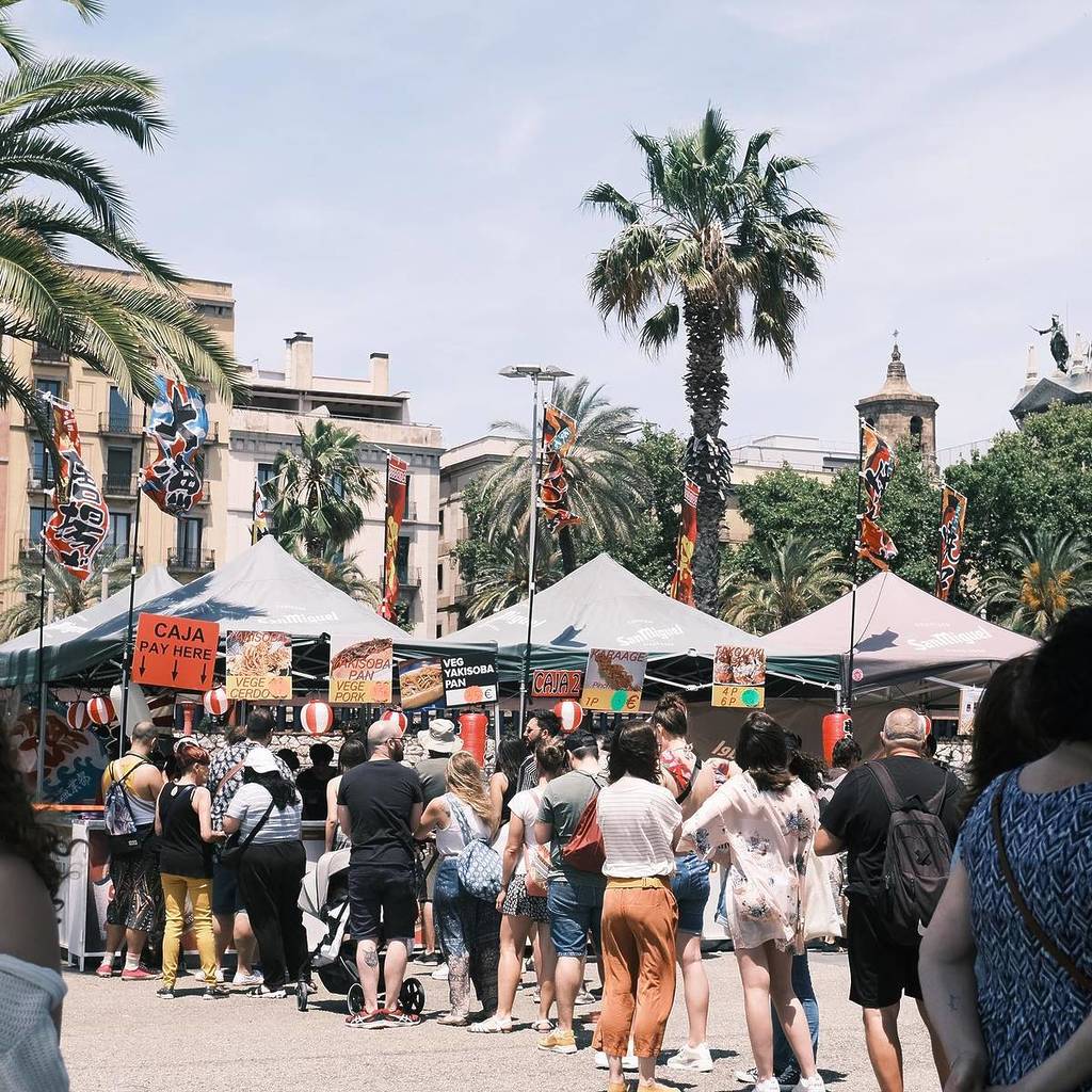 Barcelona es transforma en Osaka: torna el festival Matsuri, el gran festival japonès a la vora del mar amb kimonos de lloguer i menjar de carrer