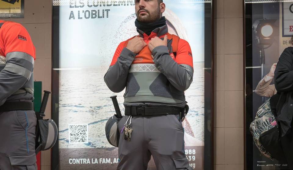 Greve por tempo indeterminado dos guardas de segurança do metro de Barcelona a partir de domingo: o que estão a pedir