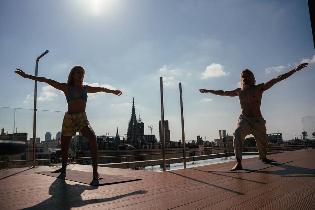Yoga en Kimpton Vividora Barcelona