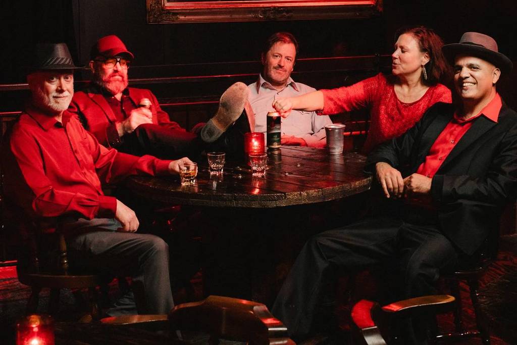 The Declines - El Molino