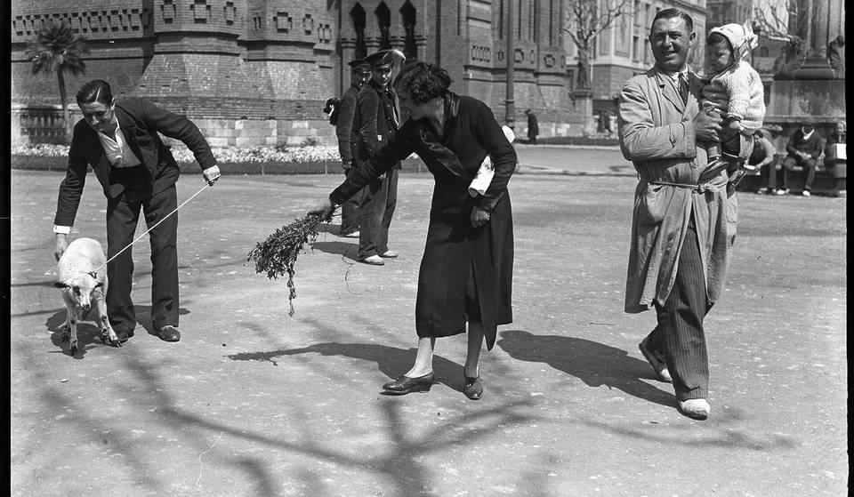 As fotografias de Barcelona há 100 anos que nunca foram expostas: da Exposição Universal à Guerra Civil