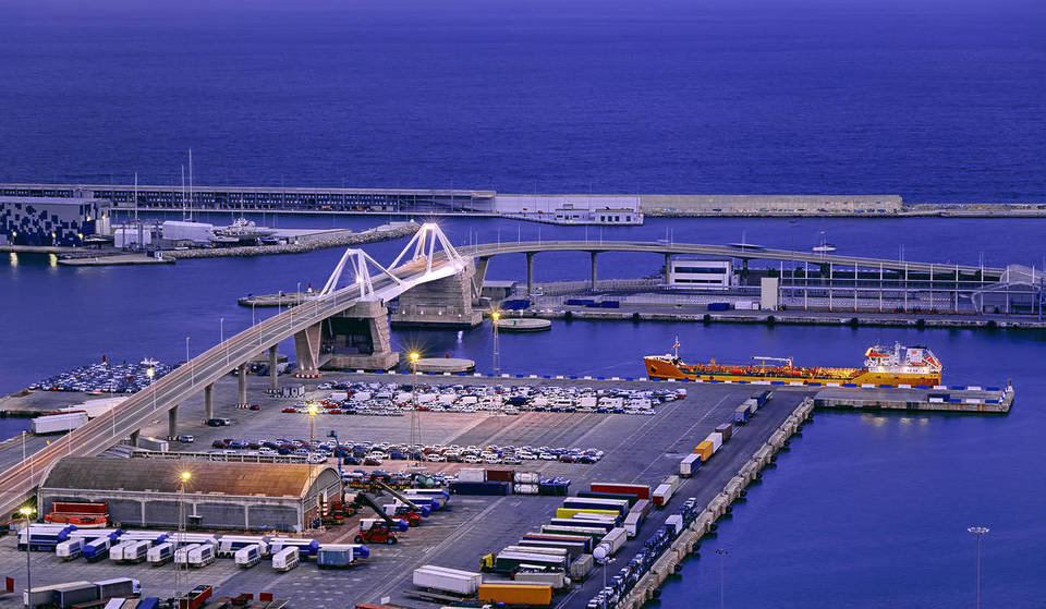 Barcelona aprova uma passagem pedonal entre Drassanes e a Zona Franca e o alargamento da ponte Europa