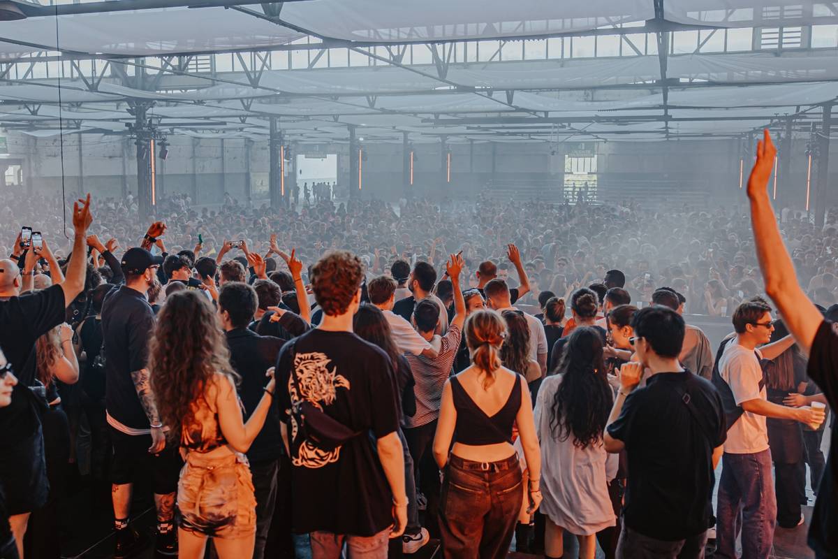 De una fábrica de piezas de metal a nuevo espacio para la música electrónica: información y conciertos en laMercedes
