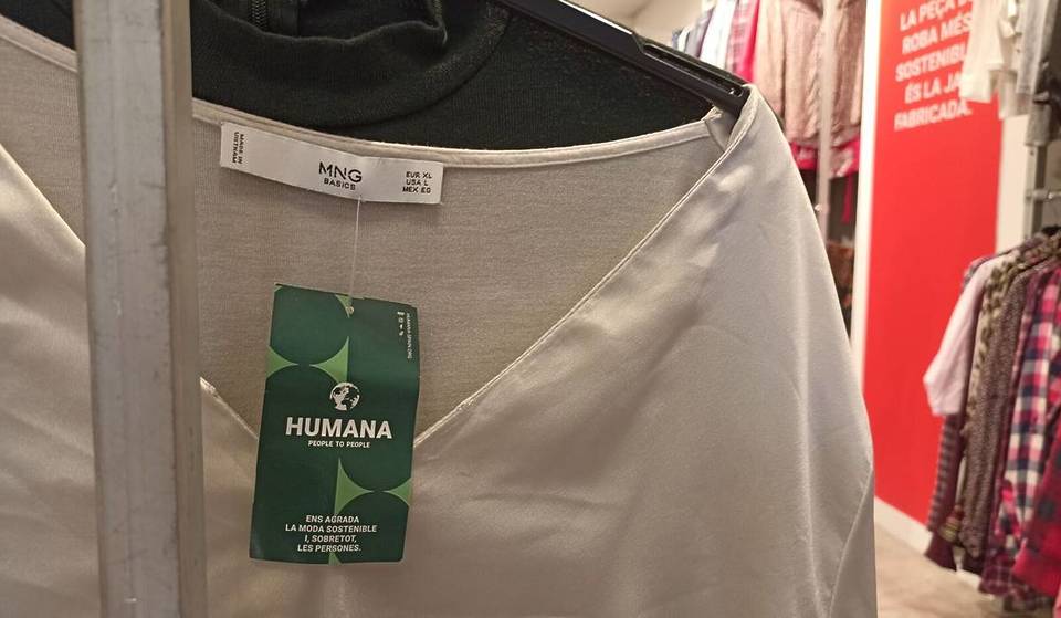 Humana opent een megastore in Barcelona: twee verdiepingen, 300 m2 en 7.500 tweedehands kledingstukken