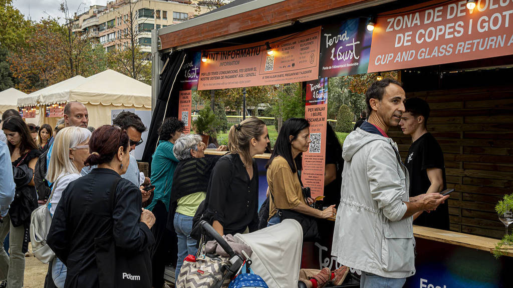 14 restaurantes com tapas a 6 euros em plena Ciutadella: a festa gastronómica da La Mercè 2026 que vai reunir comida, produtores locais de cerveja e um mercado de artesãos