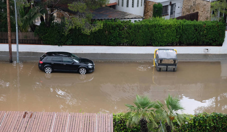 Un millar de persones desplaçades per inundacions a Tarragona: municipis afectats, carreteres tallades i canals d’informació