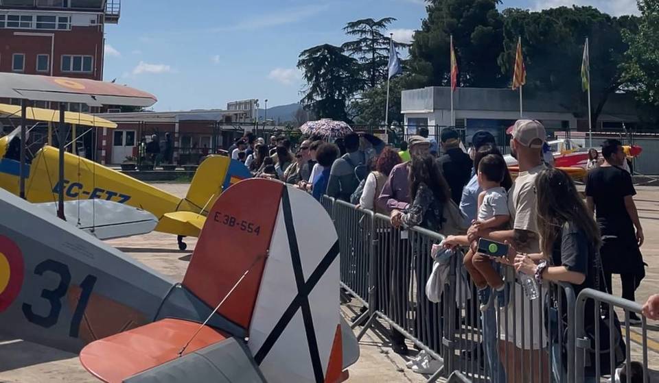 Portas abertas gratuitas para o aeroporto de Sabadell: exposições de voo, aviões e helicópteros clássicos e uma visita às pistas a meia hora de Barcelona.