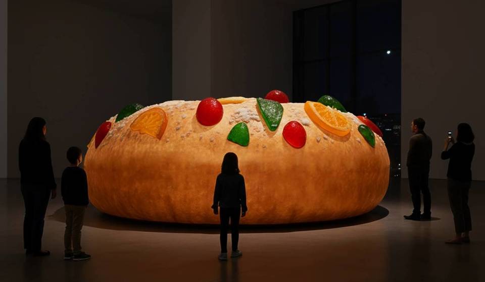 La più grande torta dei Re Magi di Barcellona: un tortello di 6 metri di diametro (sì, non commestibile)