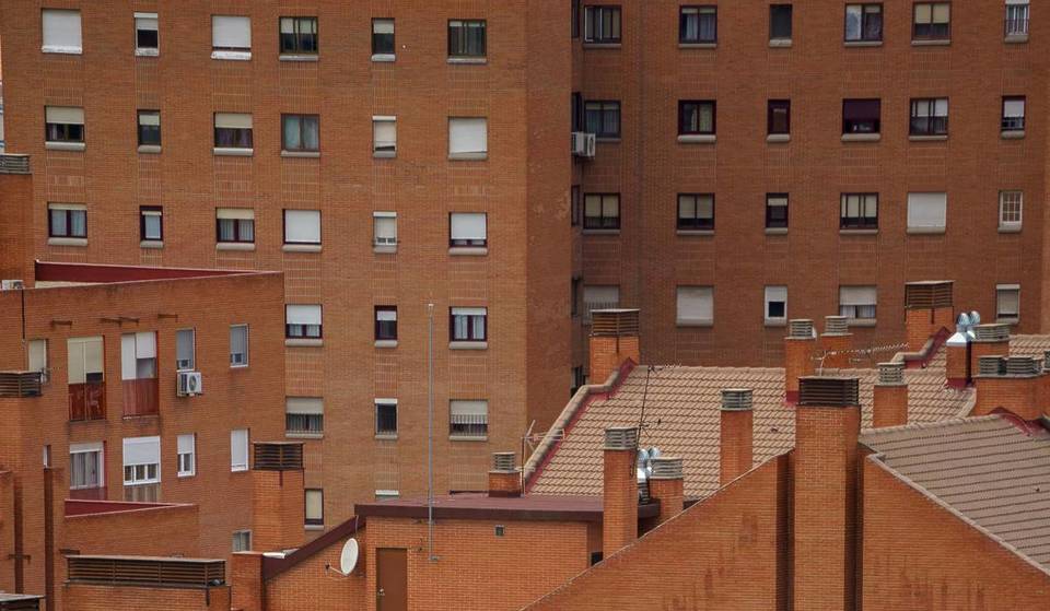 Mieten auf Lebenszeit: die Voraussetzungen für den Zugang zu den Wohnungen der neuen öffentlichen Gesellschaft Casa 47 mit 75-jährigen Mietverträgen