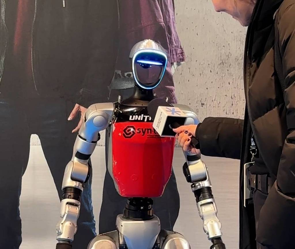 Day one, la serie ambientada en el Mobile World Congress que nos enfrenta a la IA: Yo huiría de Barcelona en un apocalipsis