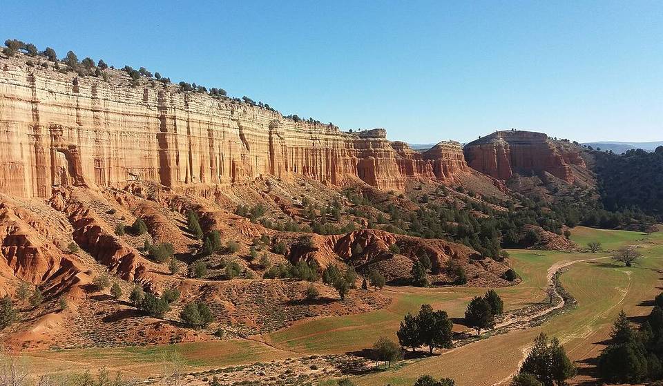 El ‘Canó de Colorado’ d’Espanya: la increïble gorga on es va filmar Sirat es troba a 4 hores en cotxe de Barcelona i és perfecta per a una visita per Pasqua