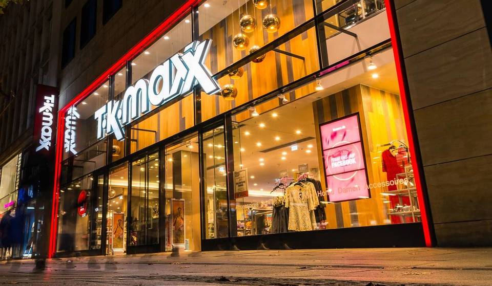 De gigant met kortingen tot wel 60% op luxemerken opent zijn eerste megawinkel van 2.100 m² in Barcelona