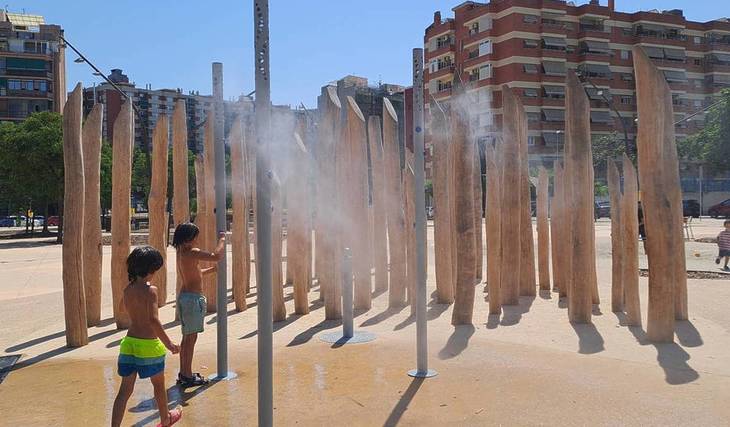 «É um oásis de água em pleno Eixample»: Sant Antoni vai inaugurar um parque de jogos aquáticos para se banhar no meio da Avenida Mistral