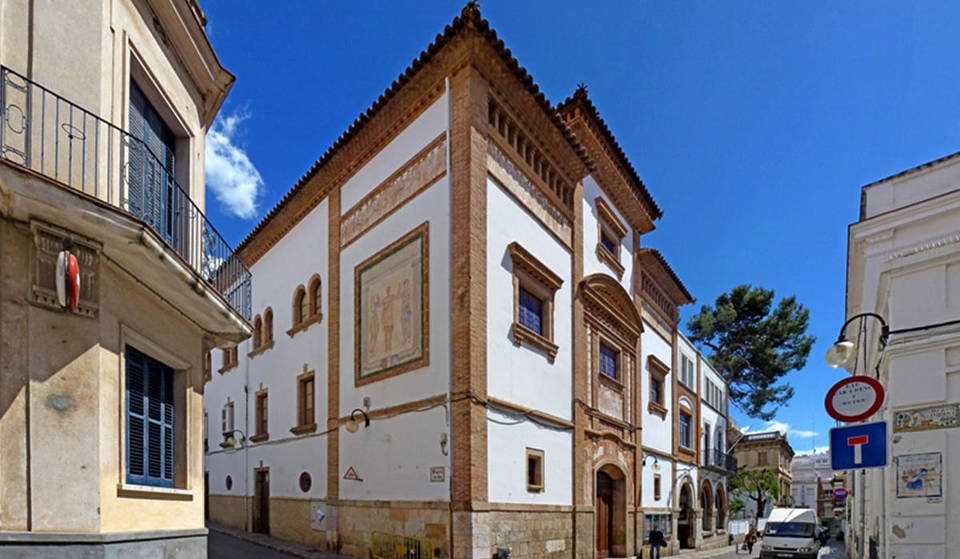 Fica em Sitges, mas ninguém o conhece: o «Prado» que vês todos os verões quando vais à praia e onde nunca tinhas entrado (até agora)