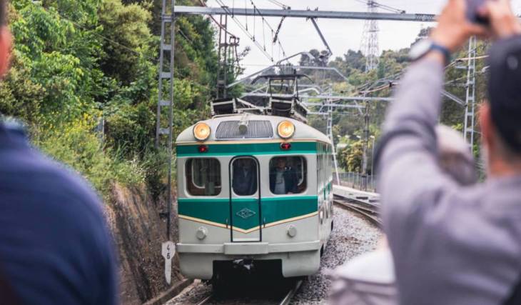 Declared a Cultural Asset of National Interest, this iconic train from Catalan railway history is once again running between Barcelona, Terrassa, and Sabadell