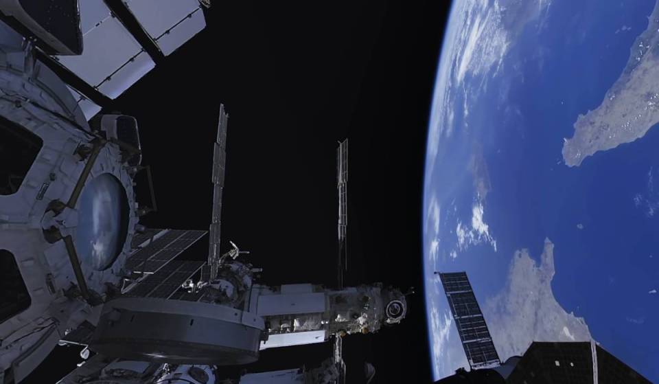 L’esperienza immersiva che ci farà sentire come astronauti della Stazione Spaziale Internazionale (senza uscire da Barcellona): biglietti già in vendita