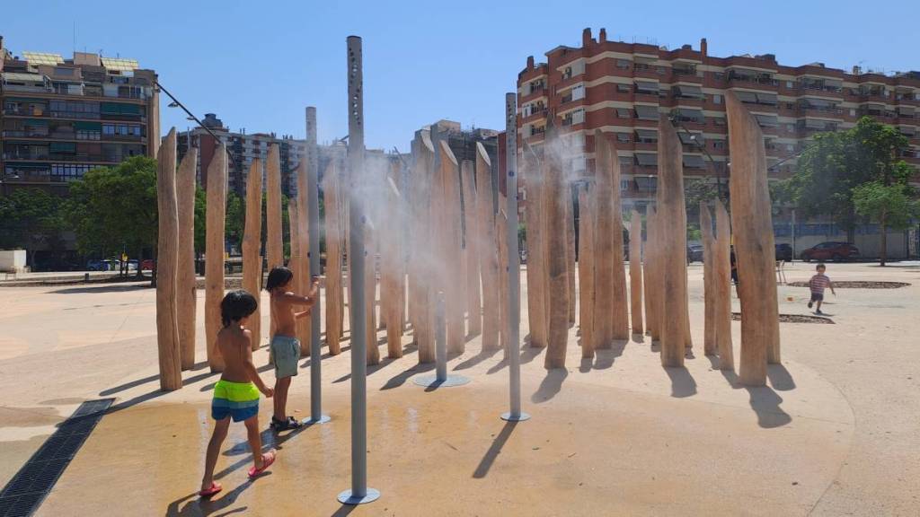 Wo befinden sich die 9 neuen Wasserspielplätze zur Bekämpfung der Hitze: So kannst du dich diesen Sommer auf der Straße abkühlen