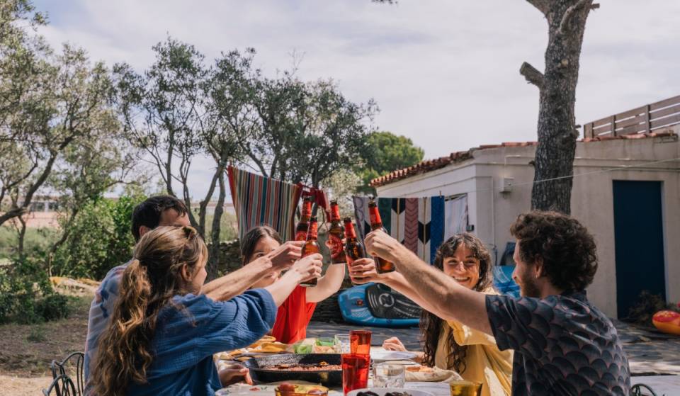 Estrella Damm celebrates 150 years with a Mediterranean legend and a cast of familiar faces