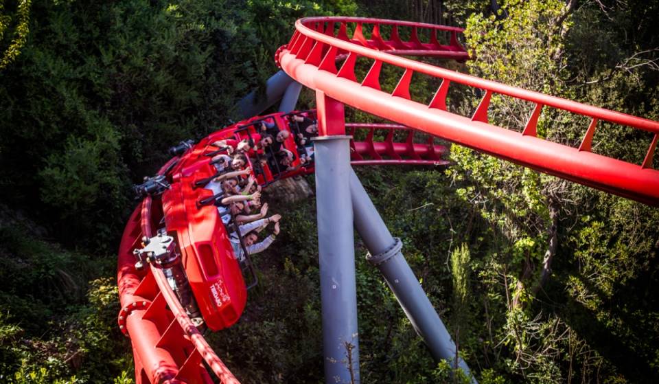 Der Vergnügungspark Tibidabo sorgt mit neuen Shows und verlängerten Öffnungszeiten für neue Impulse in seinen Sommernächten 