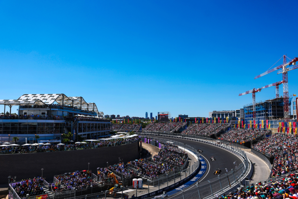 Todo sobre el calendario de F1® 2027: anunciados 24 Grandes Premios, incluyendo el esperado regreso de Portugal y Turquía, y una cita que no te puedes perder a tres horas de Barcelona