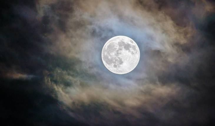 Hoje à noite, a bela Lua do Lobo vai brilhar no céu de Belo Horizonte