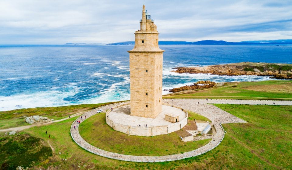 Multas de hasta 600.000 euros para turistas vascos que incumplan el registro de viajeros en Galicia
