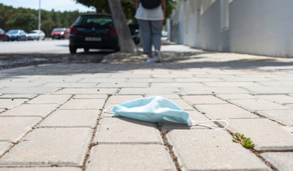 Bakio multa con 500€ a las personas que tiren mascarillas al suelo