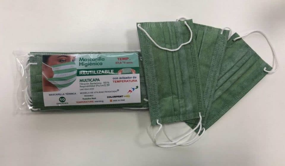 Esta mascarilla cambia de color cuando tienes fiebre