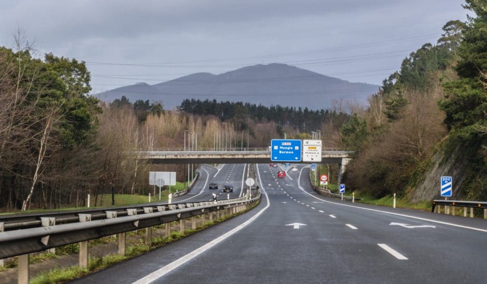 Euskadi vuelve al cierre perimetral de sus territorios y confina los municipios en alerta roja