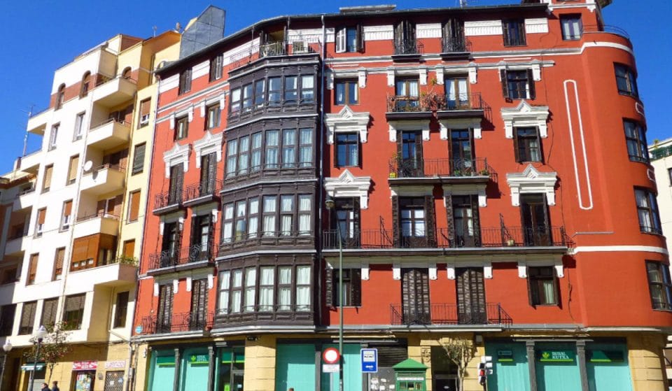 El anuncio de un ático en Bilbao con techos de 1,70 metros que se ha hecho viral en redes