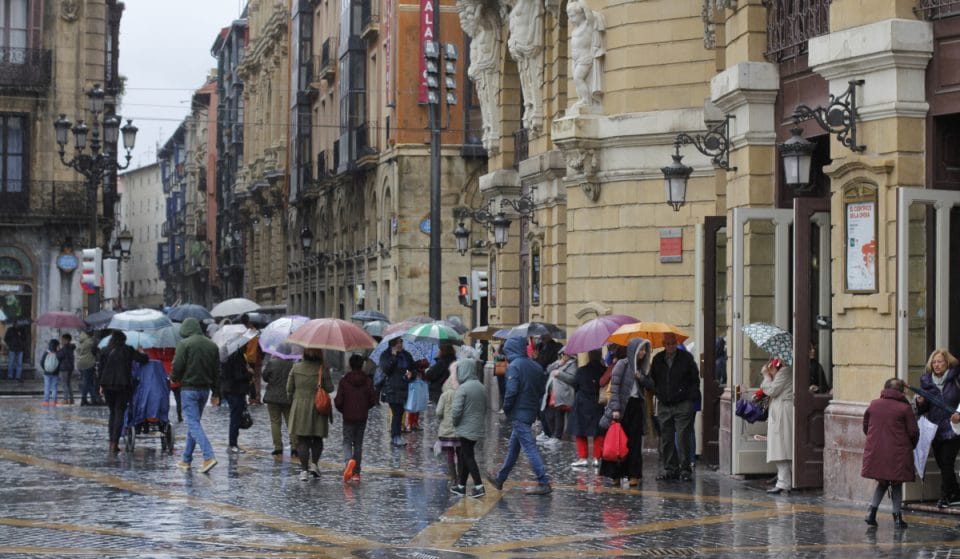 El primer temporal del invierno trae a Bizkaia fuertes lluvias y posibilidad de nieve