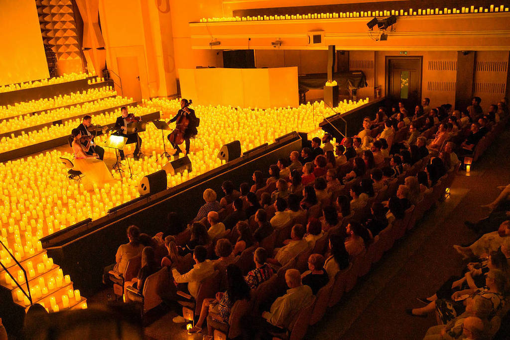 Cuarteto de cuerda en un concierto Candlelight