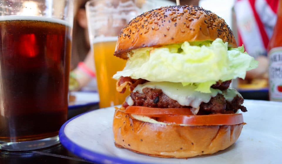 Las hamburguesas del Tipula se expanden hasta la calle Ledesma