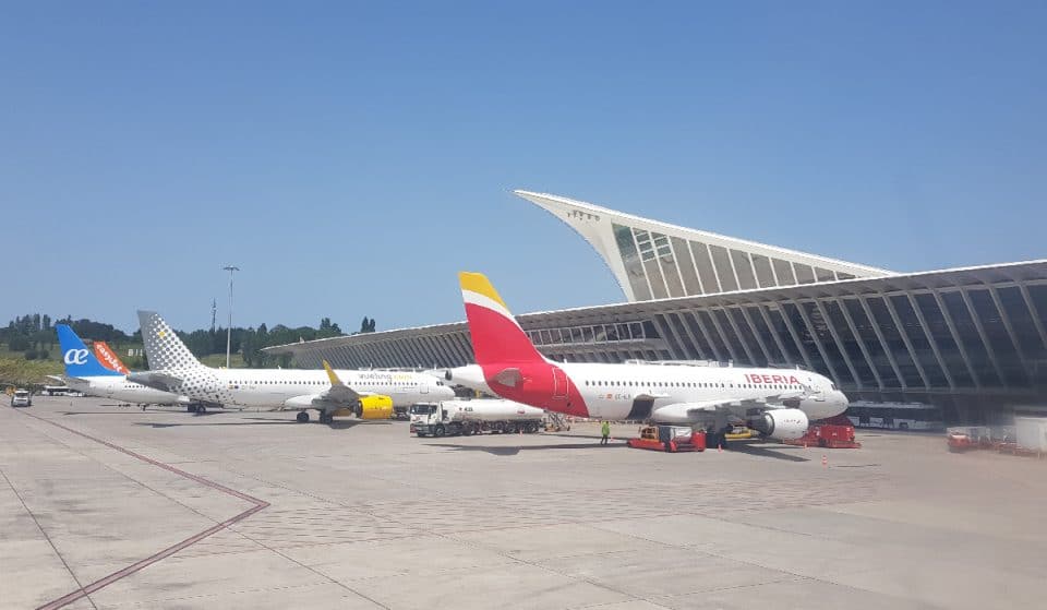 El Aeropuerto de Bilbao ofrecerá vuelos a Atenas y Cagliari durante el verano