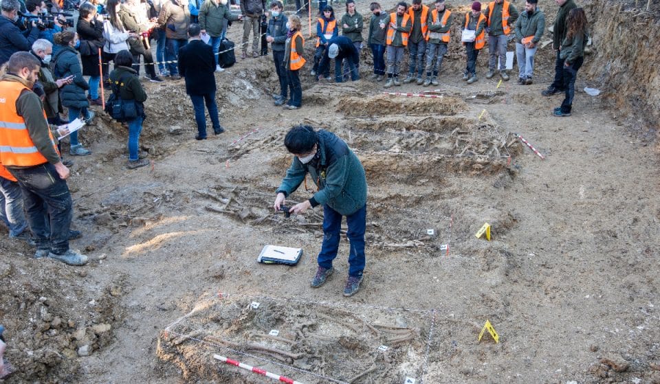 Localizan en el cementerio de Begoña la mayor fosa común de la Guerra Civil en Euskadi