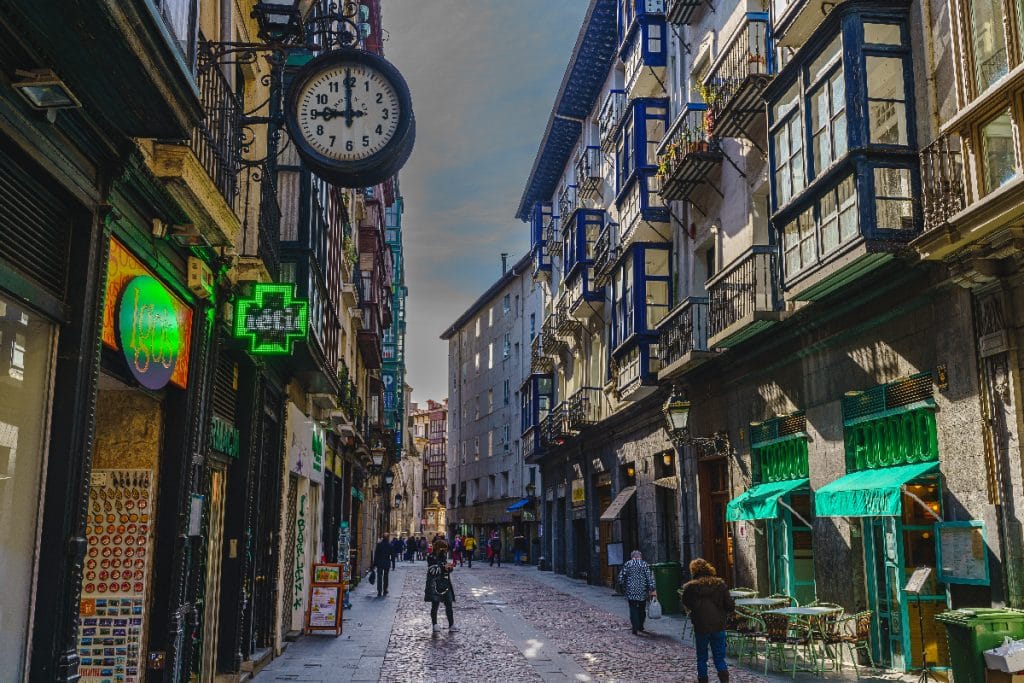 Calle del Casco Viejo de Bilbao.