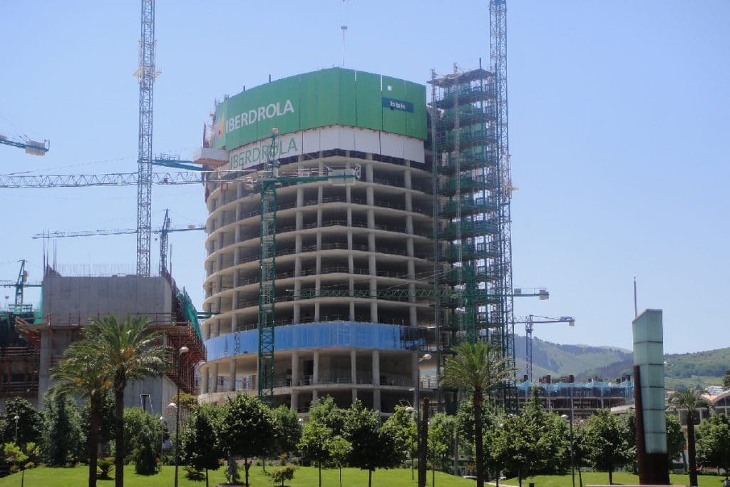 La Torre Iberdrola en obras.