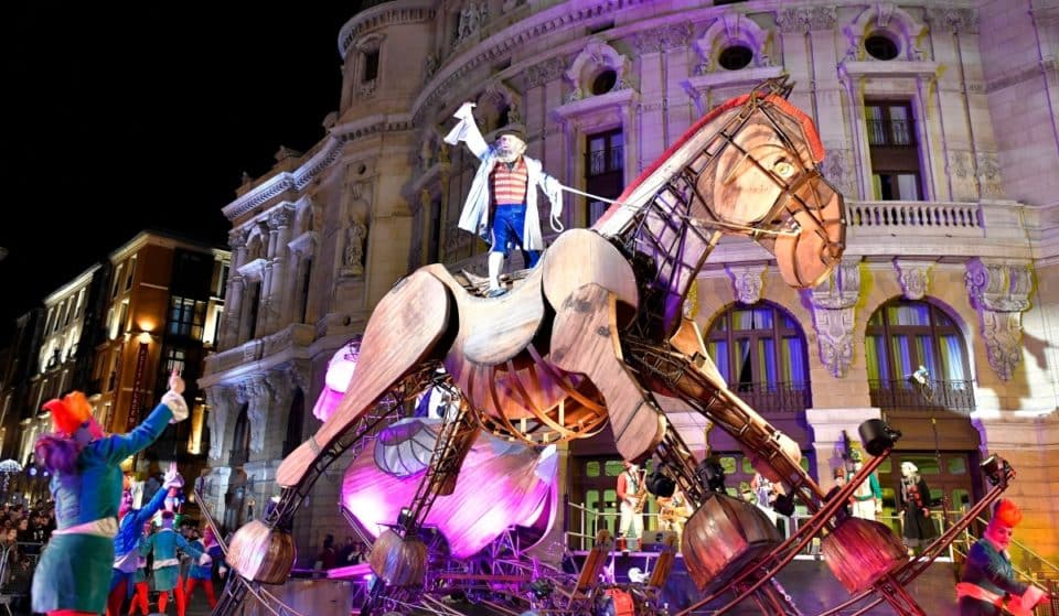 Olentzero y Mari Domingi vuelven a Bilbao con una kalejira y un espectáculo musical