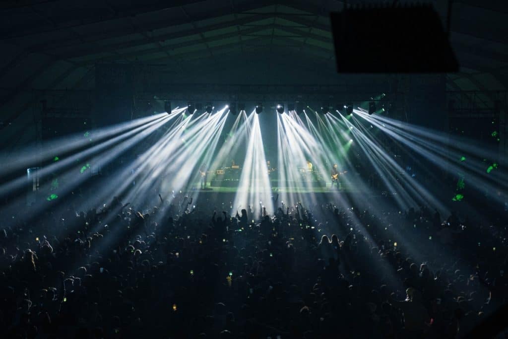 Esta playlist te llevará directo a la pista de baile del Polar Sound