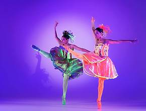Un nuevo espectáculo de ballet llega a Bilbao: danza, luces y La Cenicienta en una sala con 120 años de historia