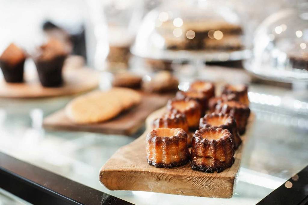 Canelés de Bordeaux