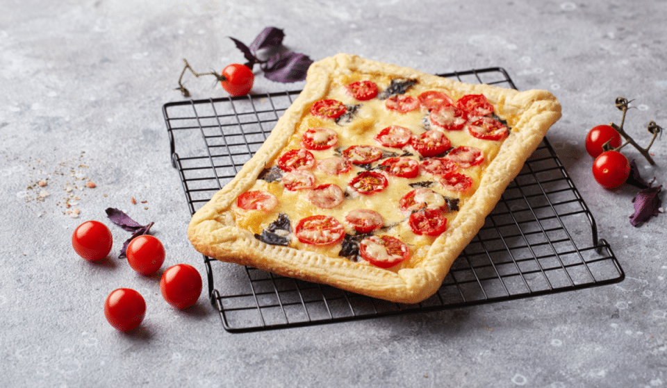 Recette : la tarte aux tomates cerises inratable de Christophe Michalak !