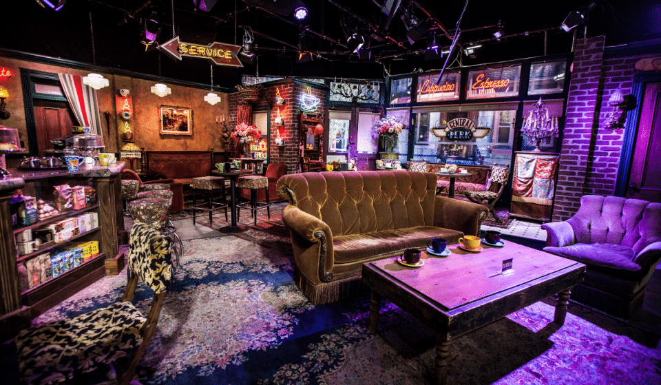 F.R.I.E.N.D.S : une réplique du bar Central Perk a ouvert ses portes à Bordeaux !