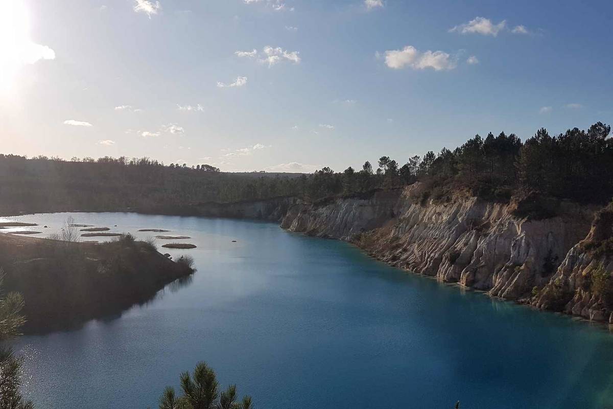Lac Guizengear en Nouvelle-Aquitaine près de Bordeaux