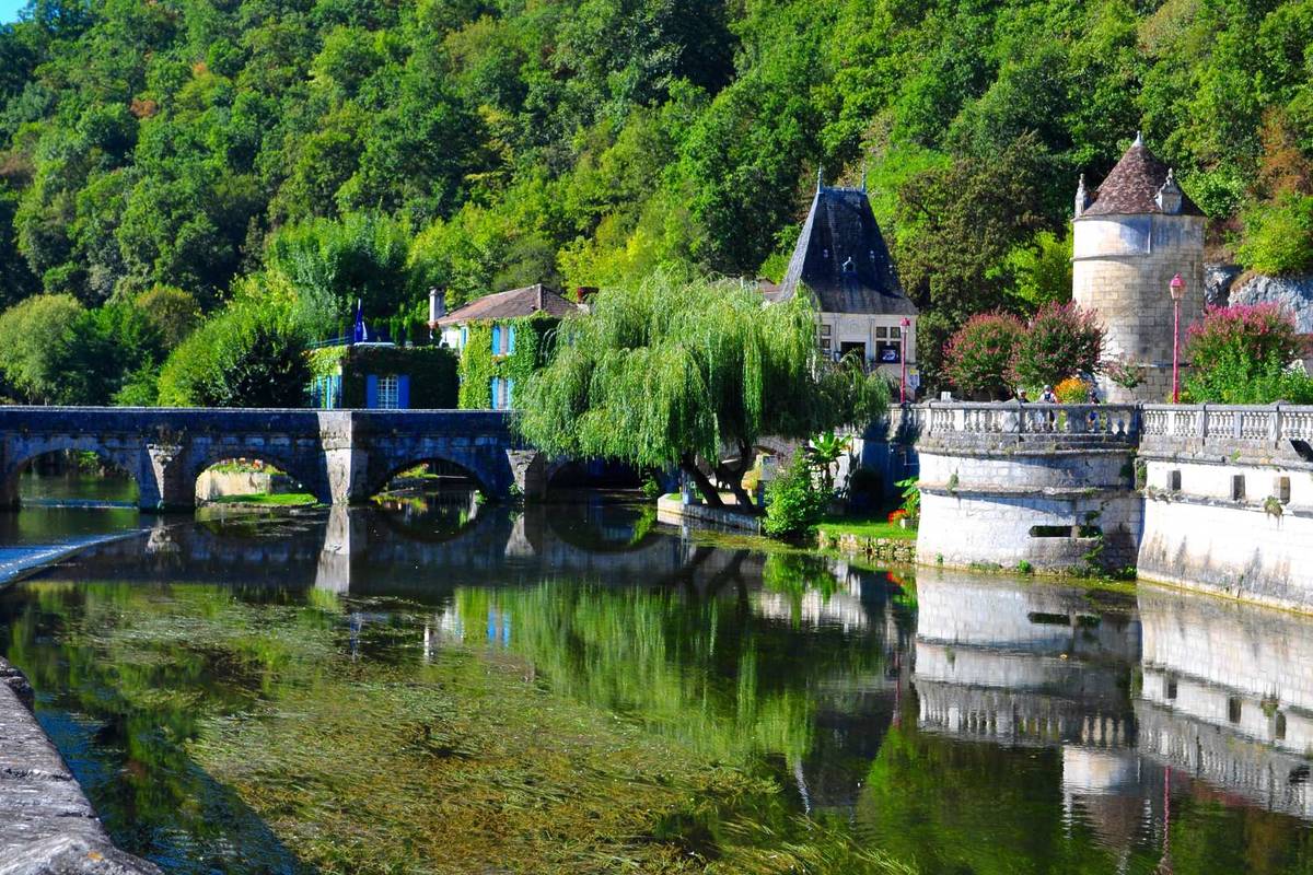 Brantôme en Périgord, à deux heures de Bordeaux