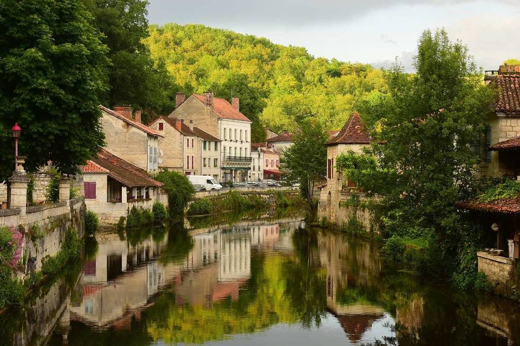Brantôme en Périgord, à deux heures de bordeaux