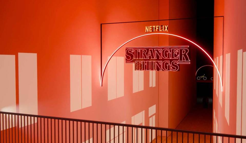 Stranger Things invades the Promenade Sainte-Catherine: a retro and immersive Christmas in Bordeaux