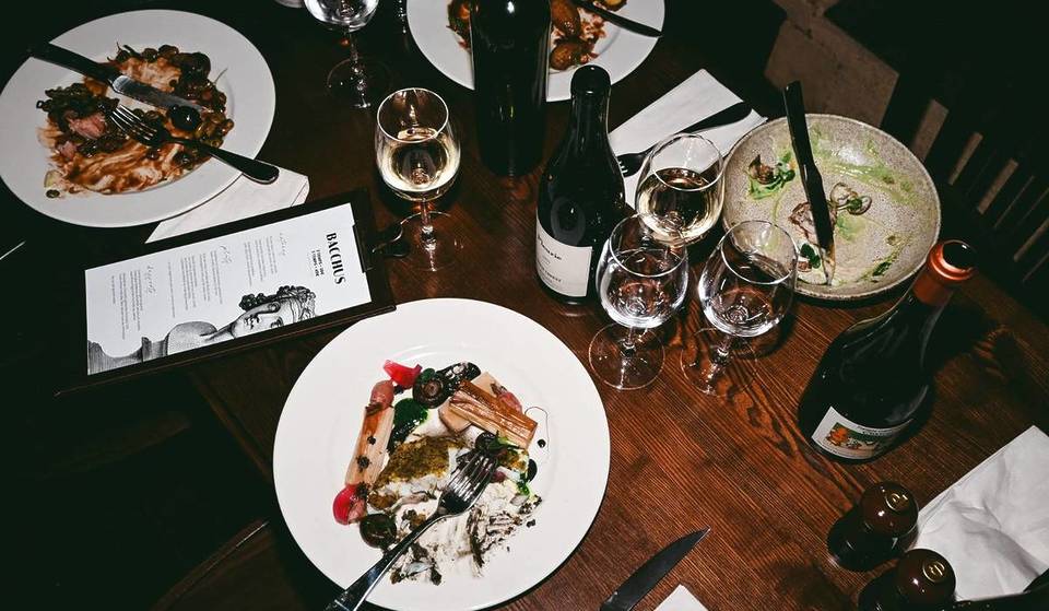 À Bordeaux, le tout premier bouchon lyonnais réinvente le terroir avec une cuisine de saison, une belle cave à vin et un menu complet à 33€