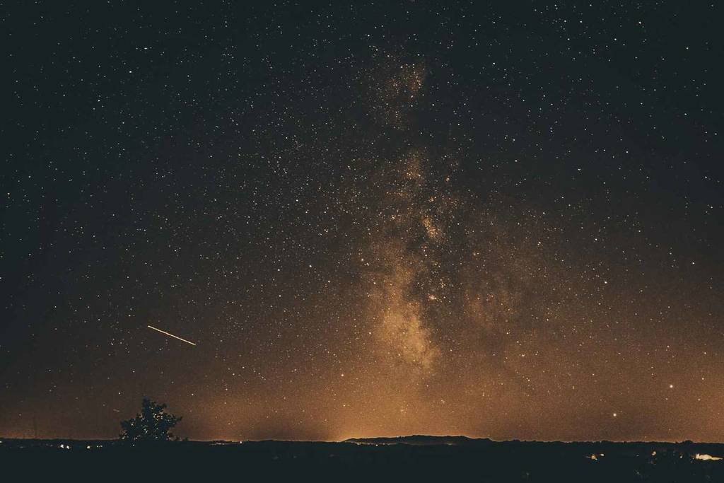Lyrids, a meteor shower in April