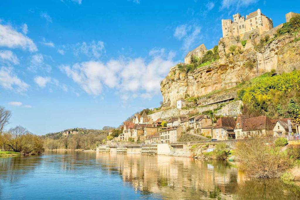 Village Beynac-et-Cazenac dans le Périgord